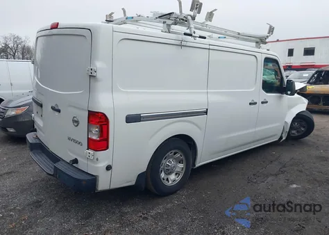 2015 Nissan Nv Cargo Nv1500 Sv V6 z USA, uszkodzony, nr VIN 1N6BF0KM6FN804092